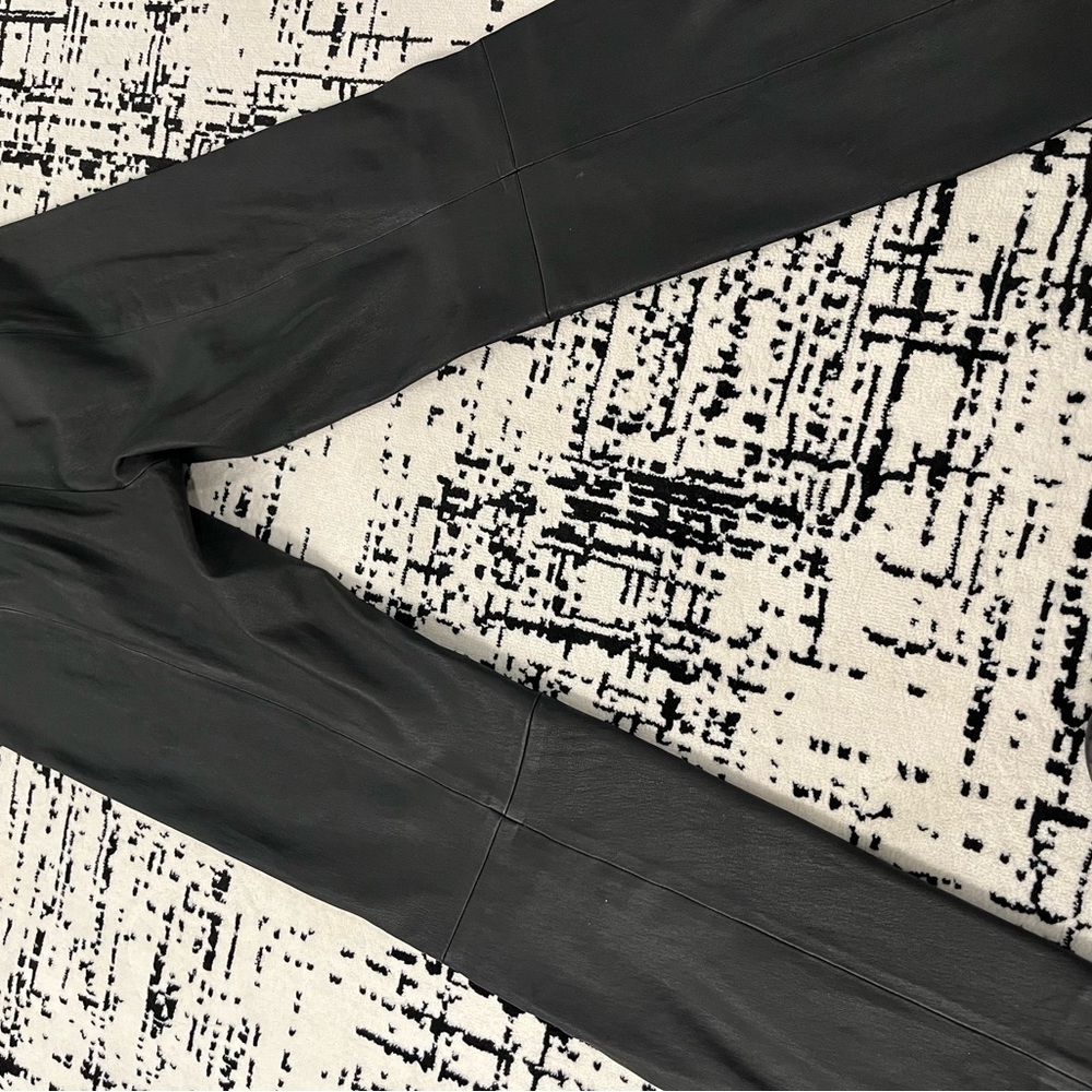 Vince black leather leggings. Worn. Size Medium.
